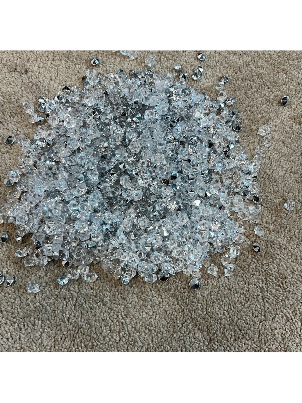 Mixture of acrylic clustered rocks acrylic rhinestone diamonds wedding art craft